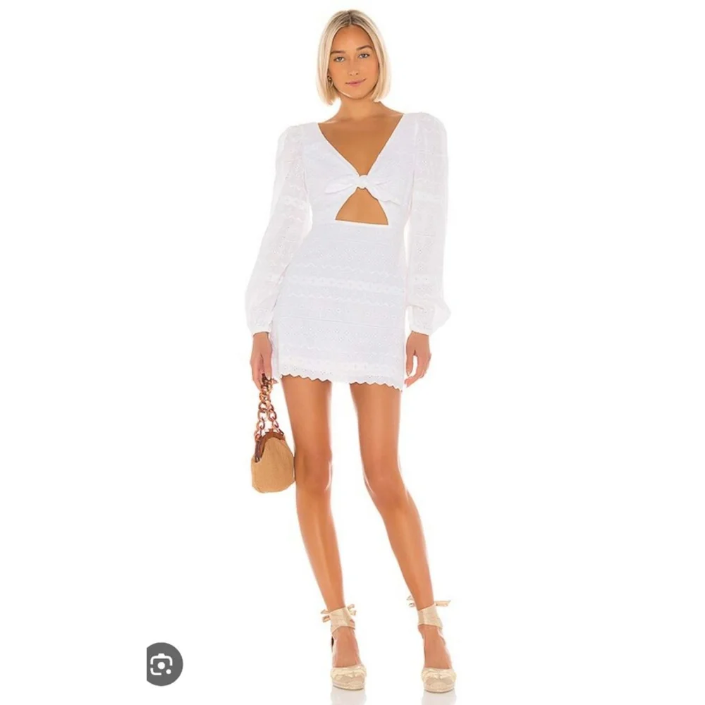 Tularosa women white